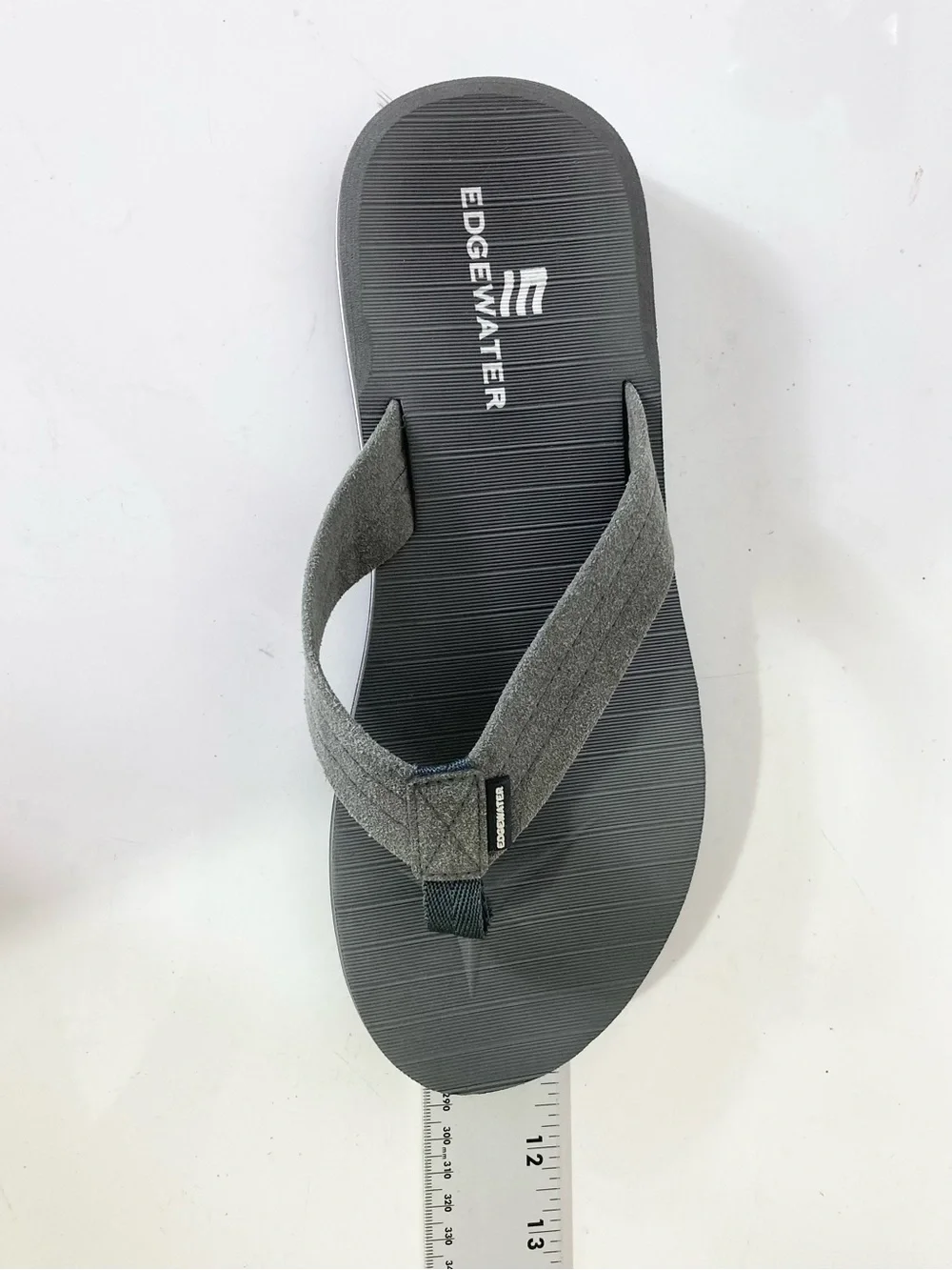 Nwot EDGEWATER Sandals Men US ~11 Grey Thong Rubber